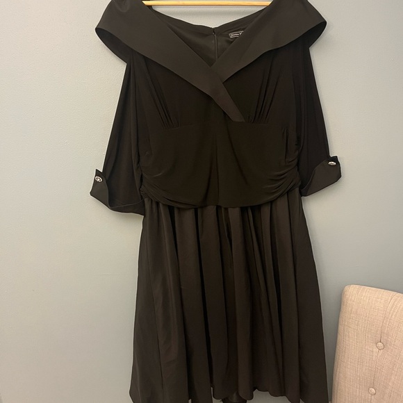 Jessica Howard Dresses & Skirts - Jessica Howard Cocktail Dress